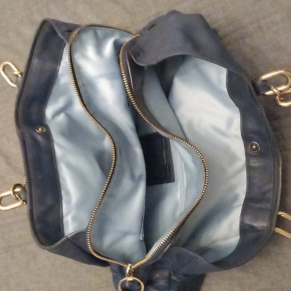 Coach Leather Purse - Picture 5 of 6